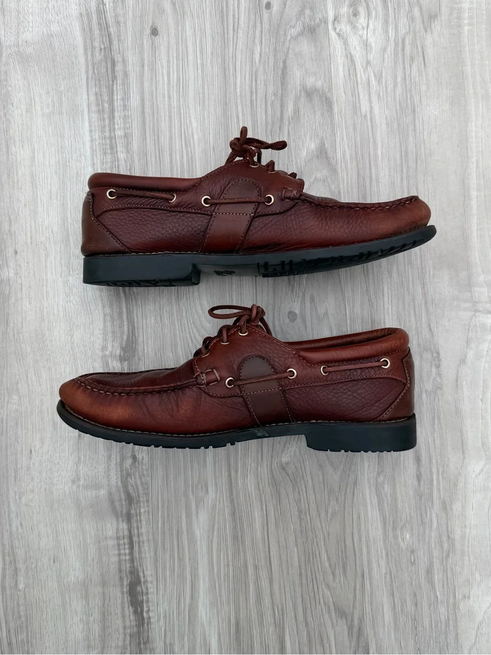 Allen Edmonds premium leather boat shoes